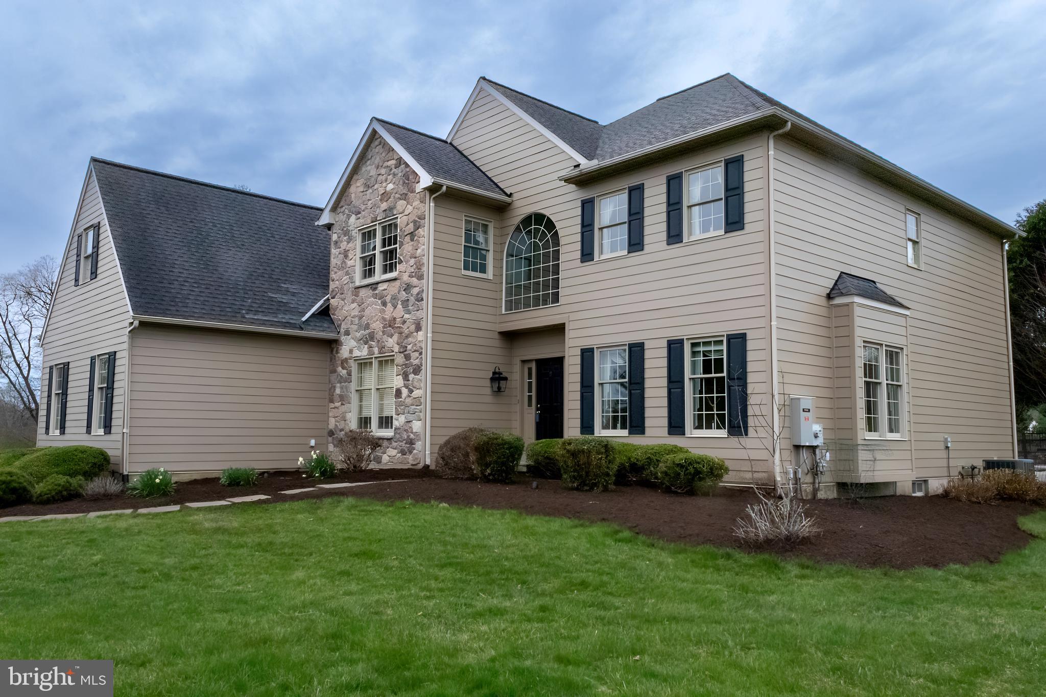 MARSHALL CREEK FAR - Residential