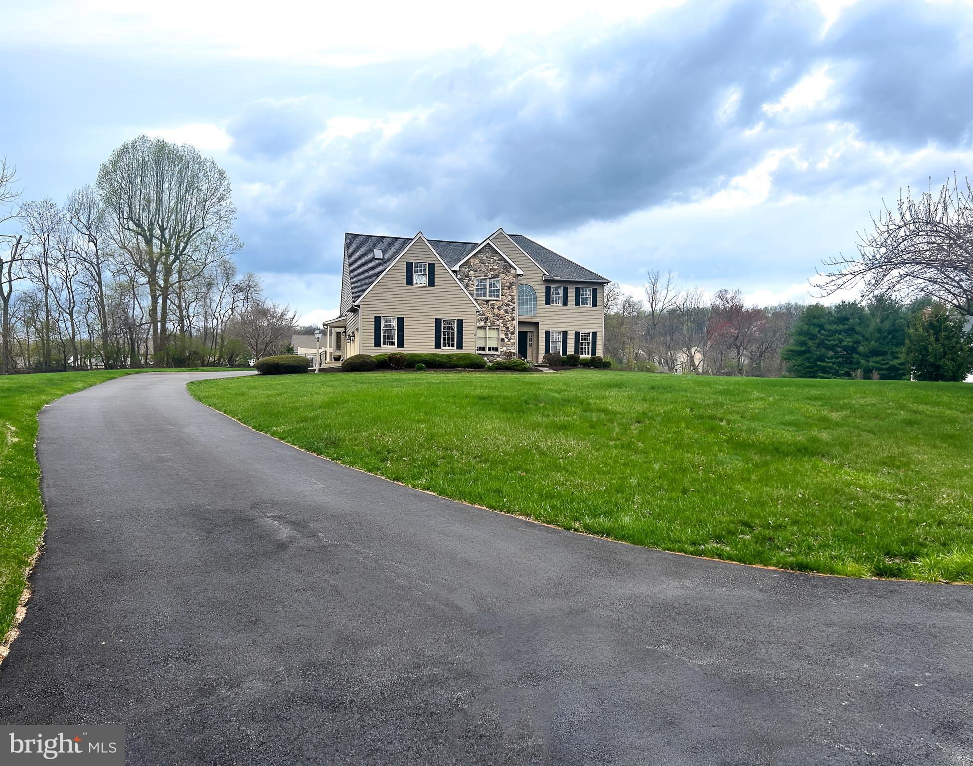 MARSHALL CREEK FAR - Residential