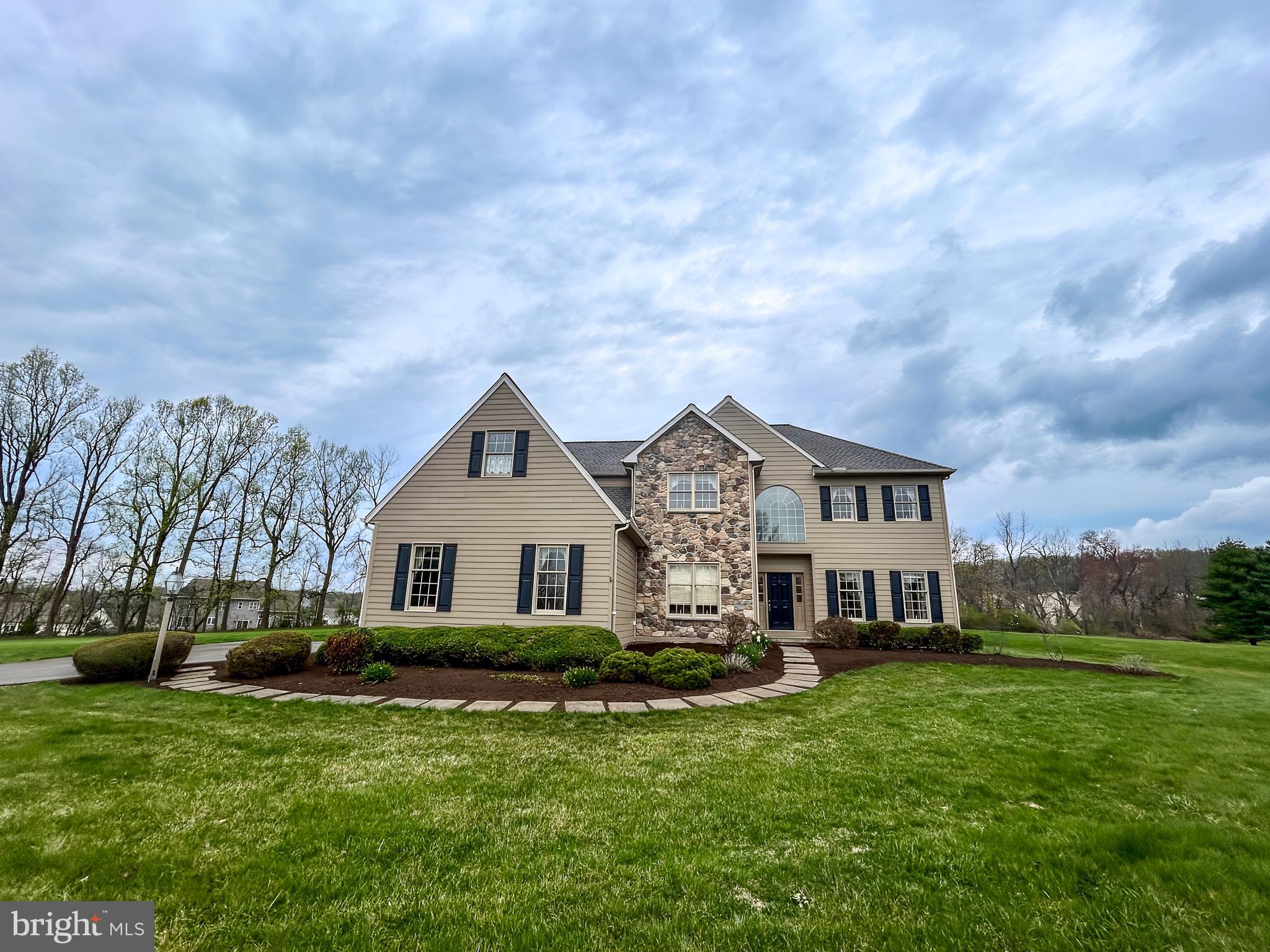 MARSHALL CREEK FAR - Residential