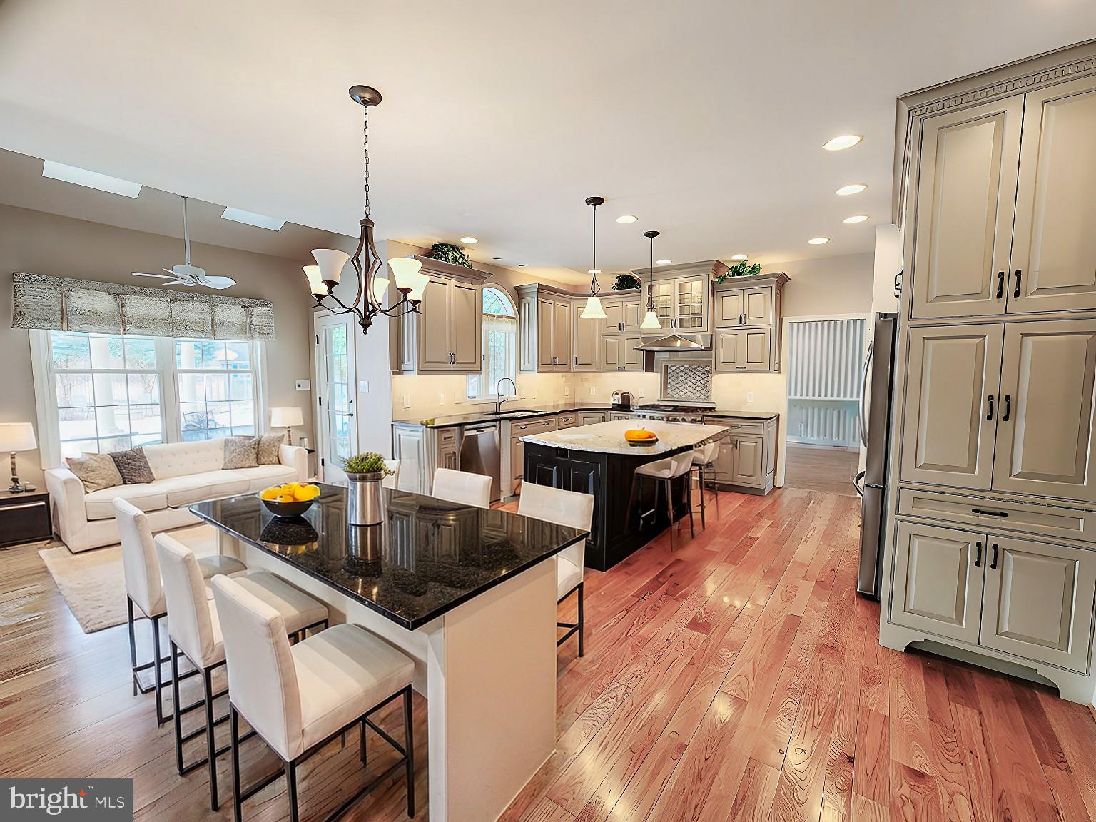 MARSHALL CREEK FAR - Residential