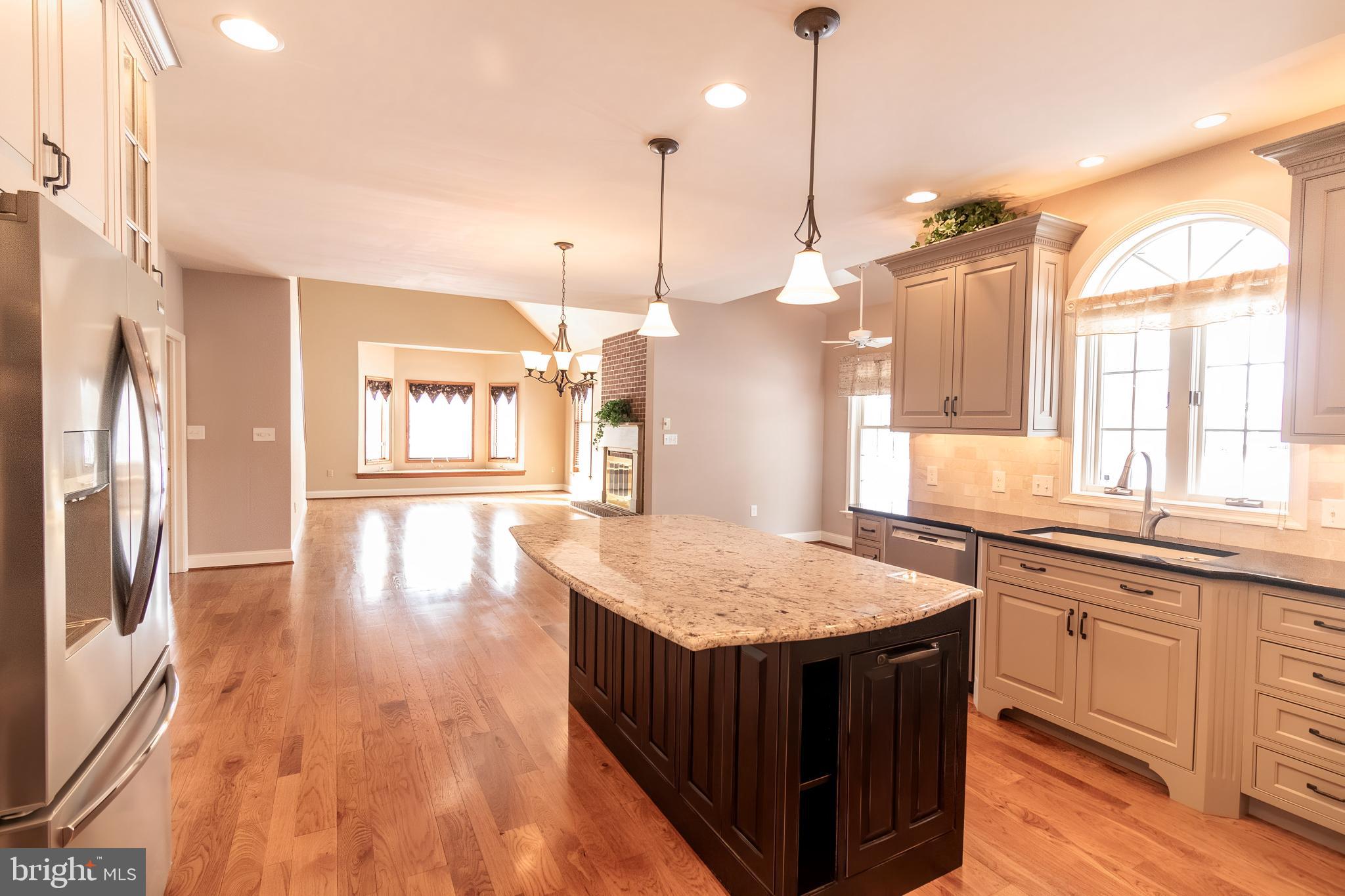 MARSHALL CREEK FAR - Residential