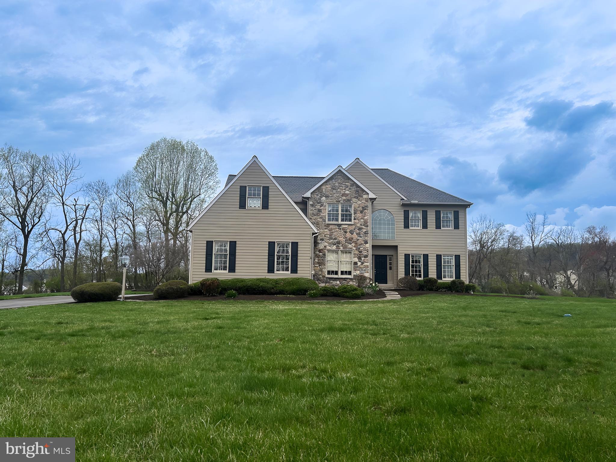 MARSHALL CREEK FAR - Residential