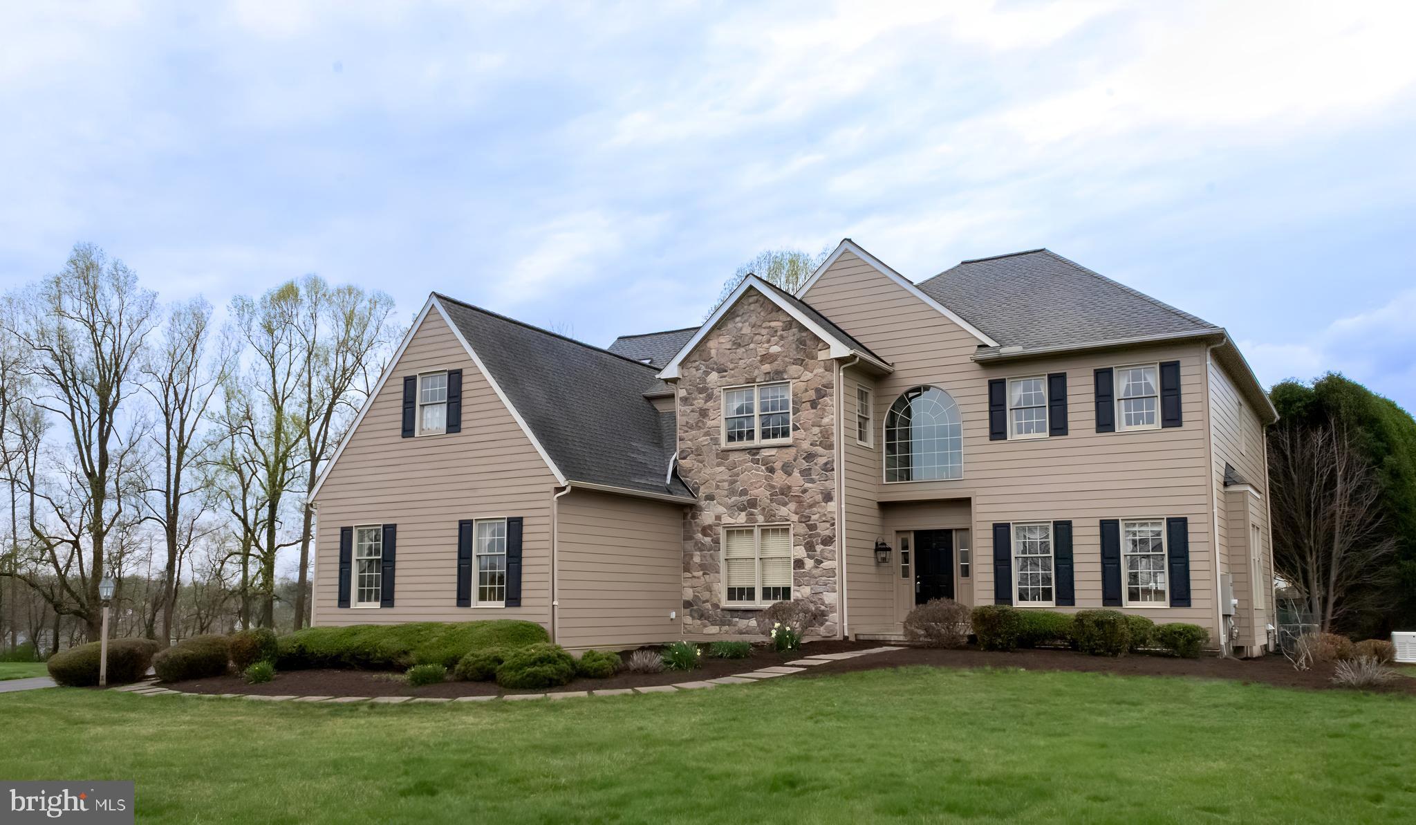 MARSHALL CREEK FAR - Residential