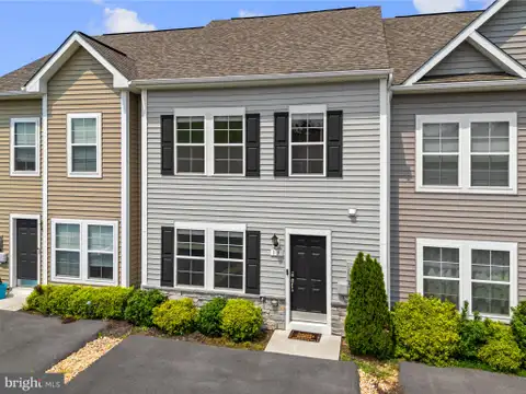 MLS: WVBE2052816