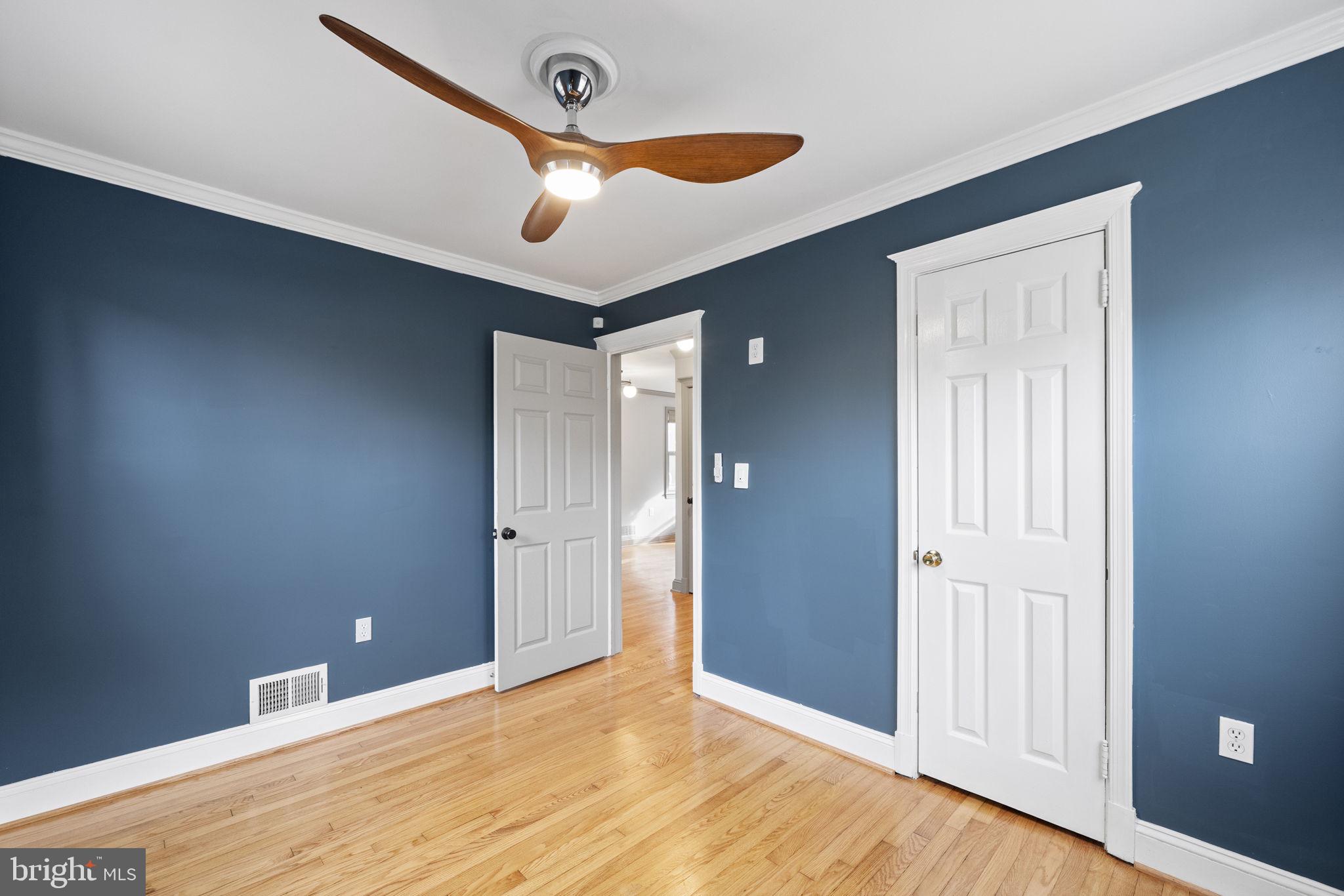 COLLEGE PARK - Residential