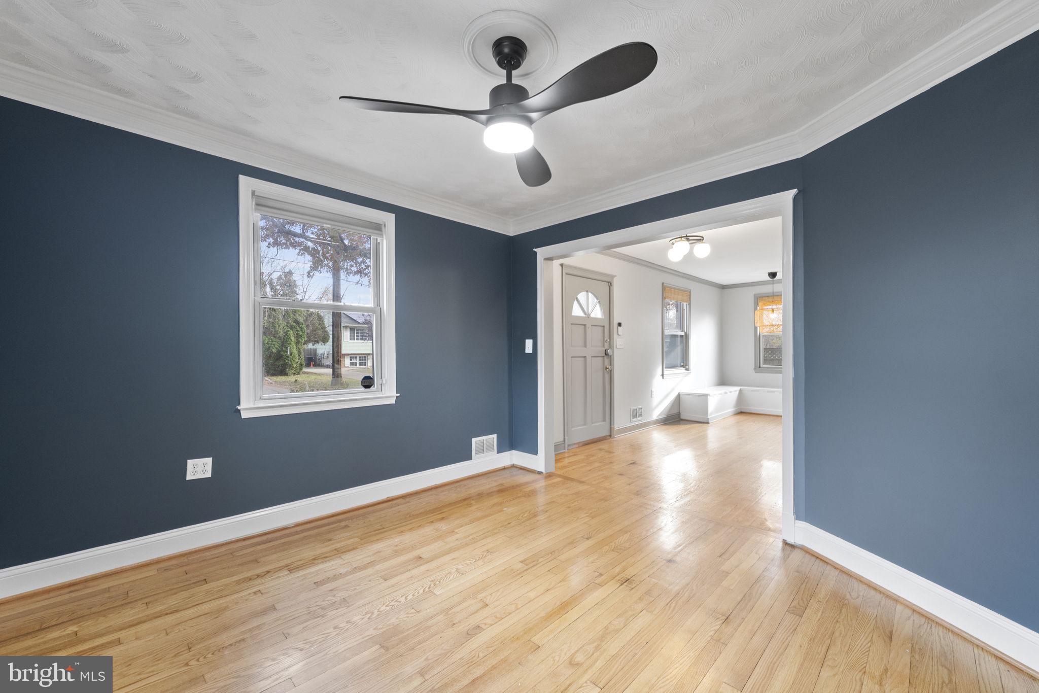 COLLEGE PARK - Residential