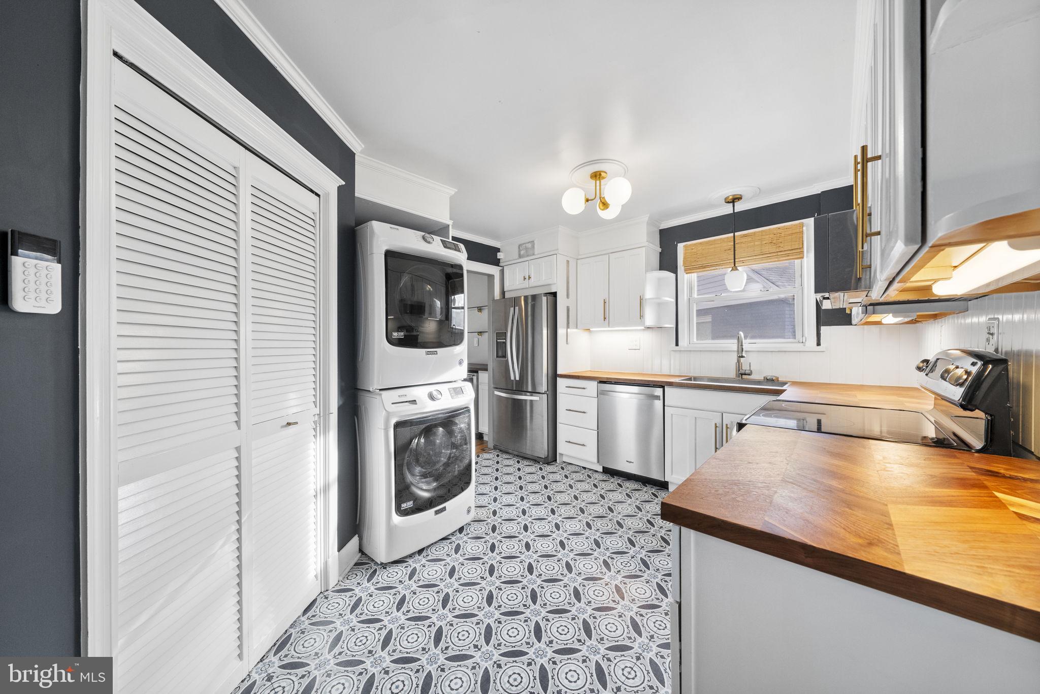 COLLEGE PARK - Residential