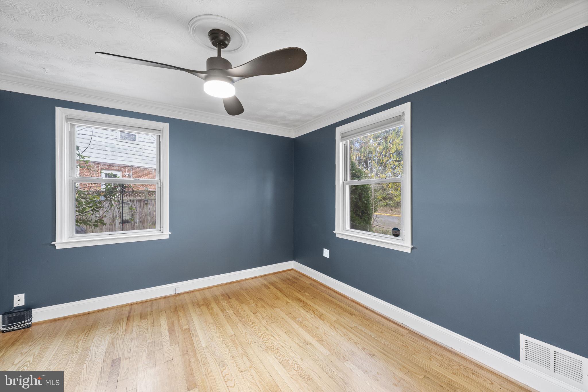 COLLEGE PARK - Residential