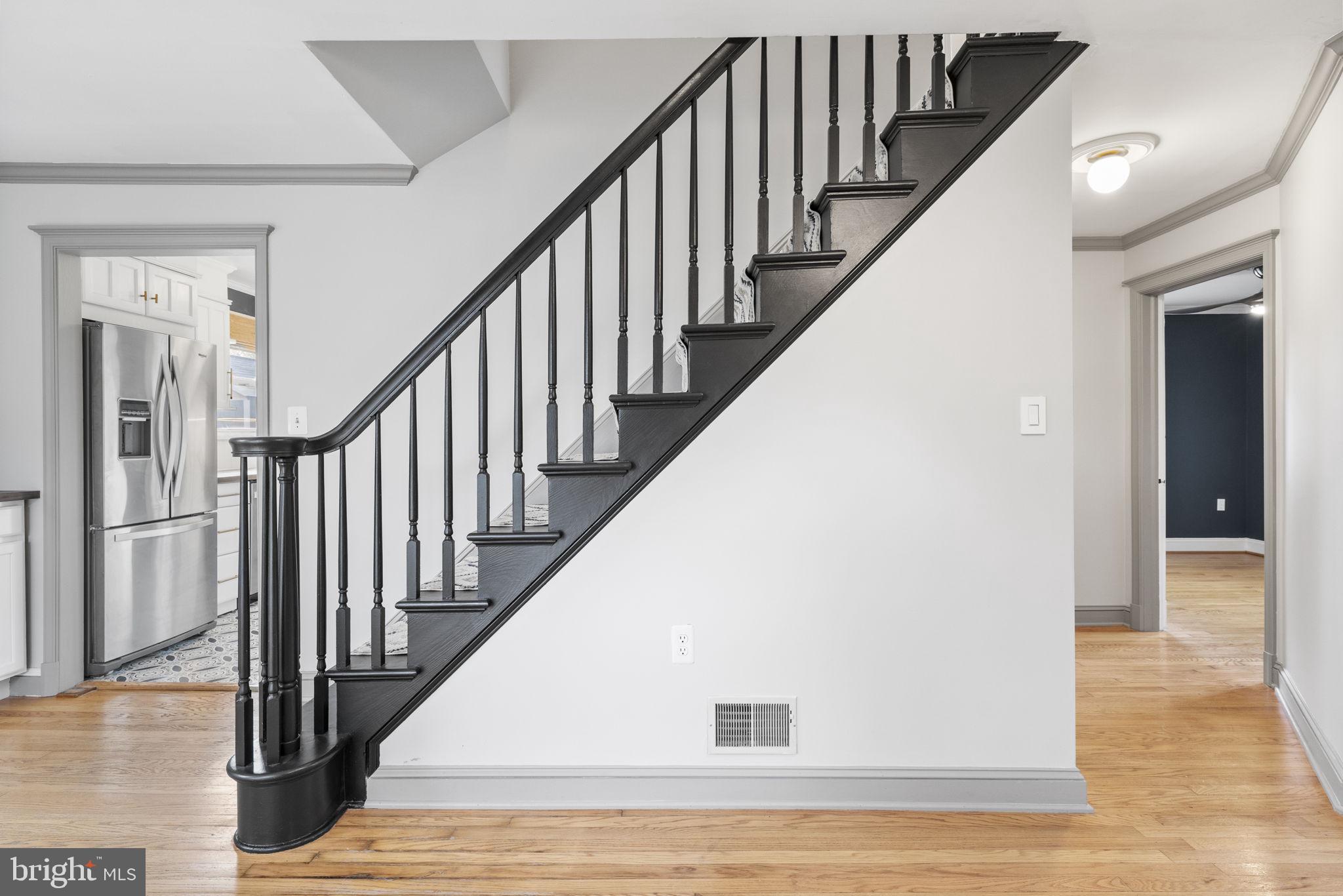 COLLEGE PARK - Residential