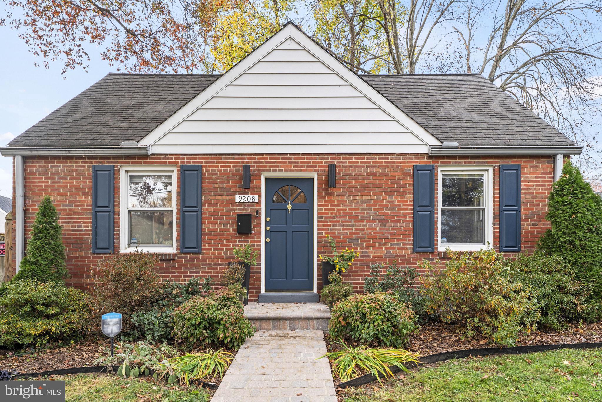 COLLEGE PARK - Residential