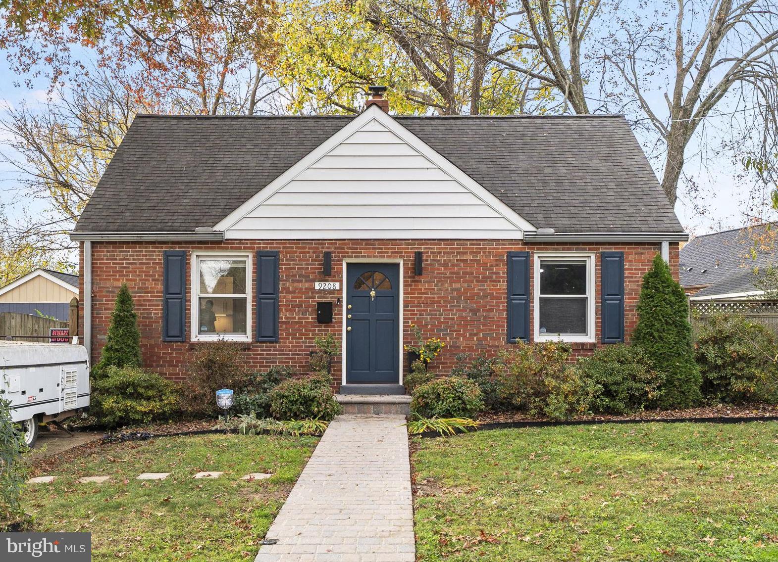 COLLEGE PARK - Residential