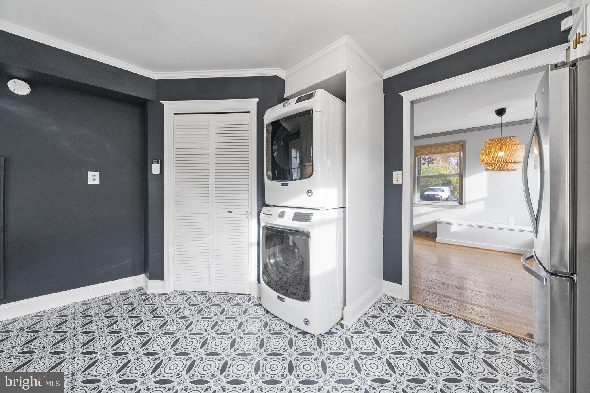 COLLEGE PARK - Residential