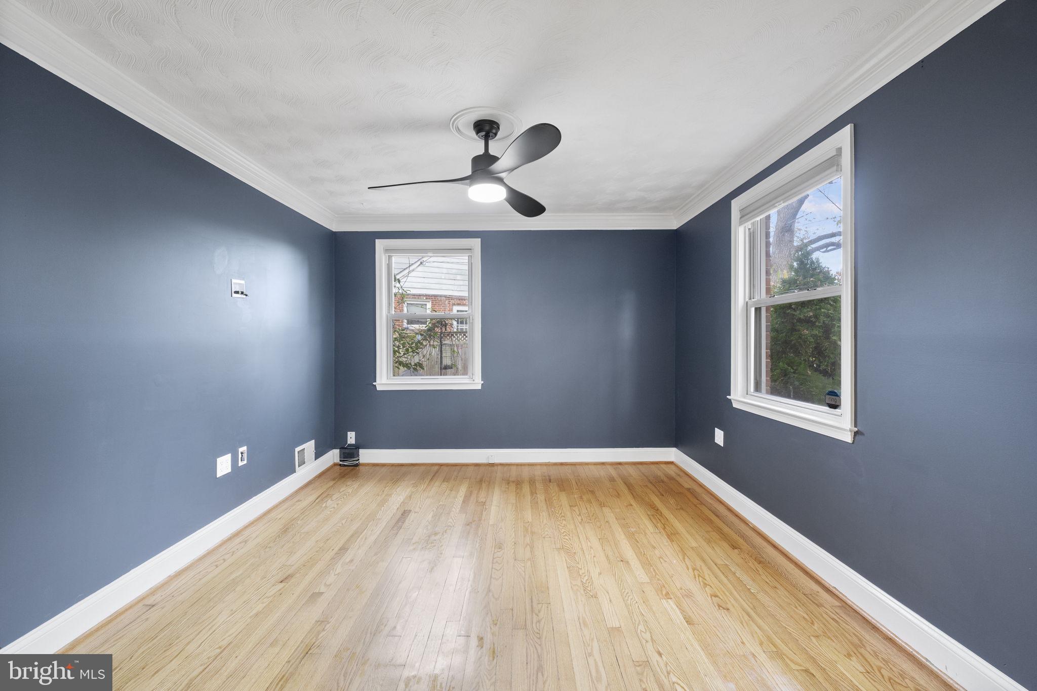 COLLEGE PARK - Residential