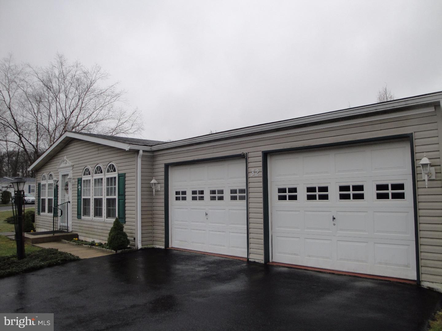 QUIET ACRES - Residential