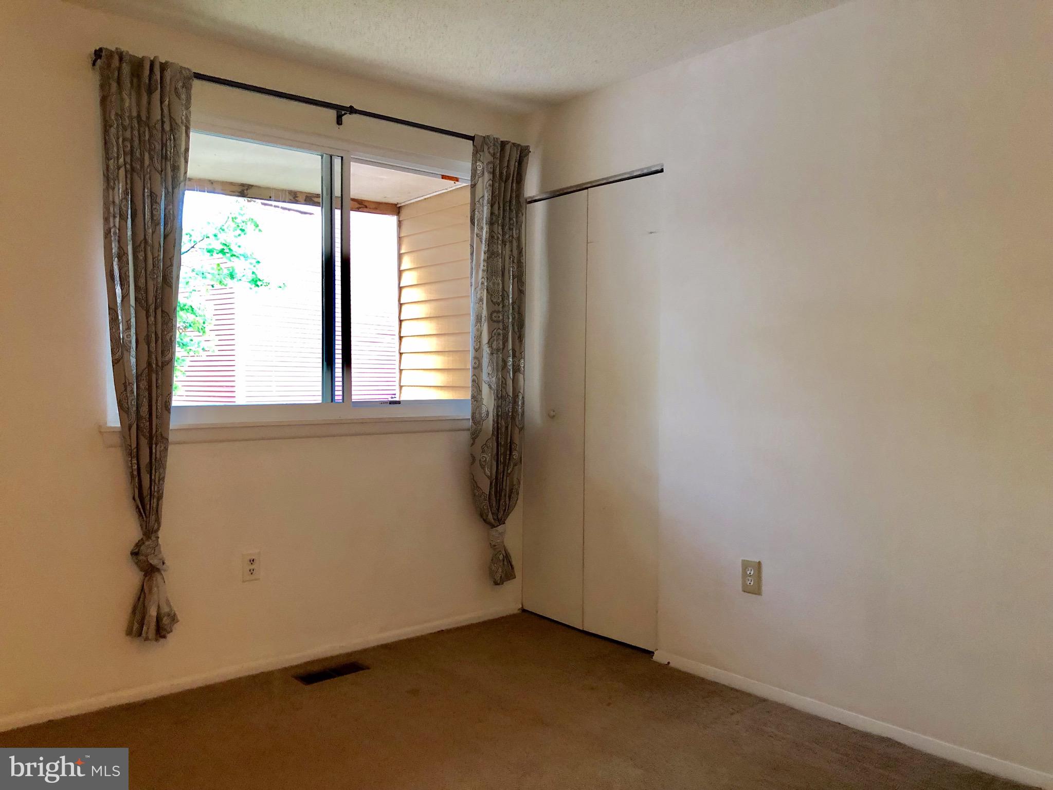 COUNTRYSIDE - Residential Lease