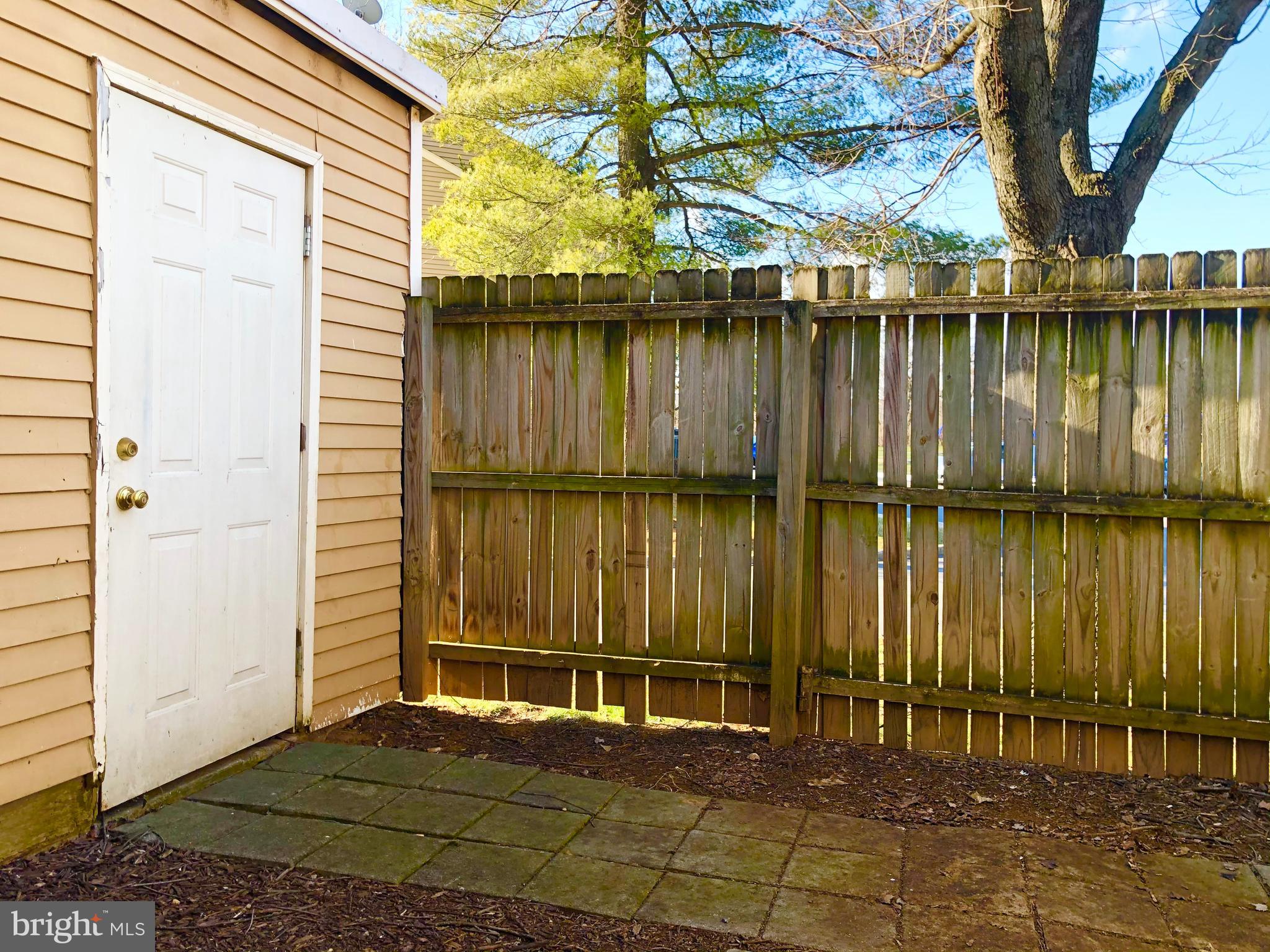 COUNTRYSIDE - Residential Lease