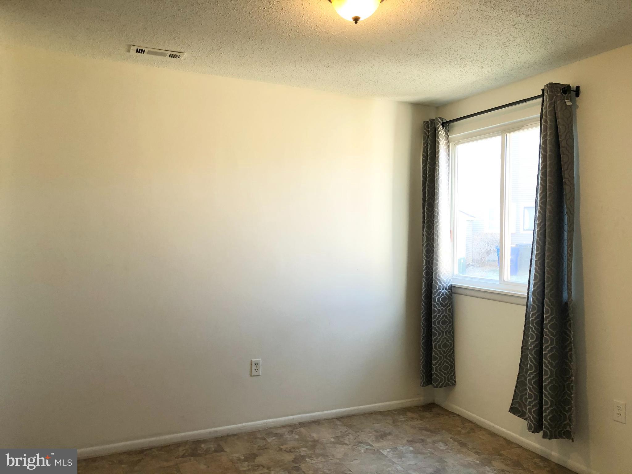 COUNTRYSIDE - Residential Lease