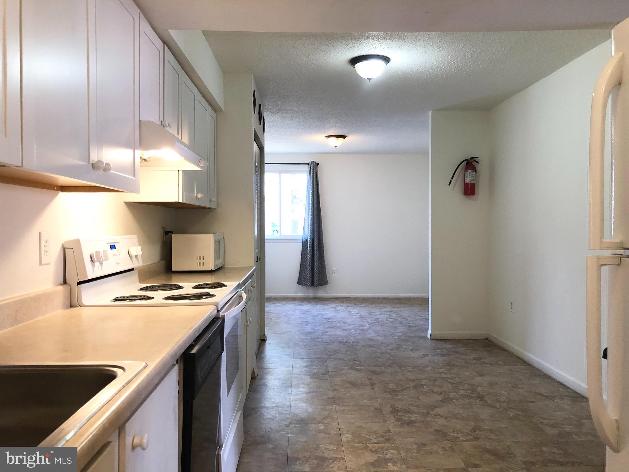 COUNTRYSIDE - Residential Lease