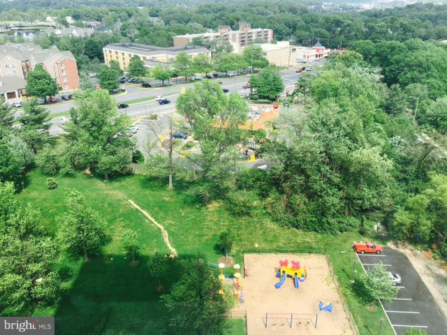 SKYLINE PLAZA - Residential Lease