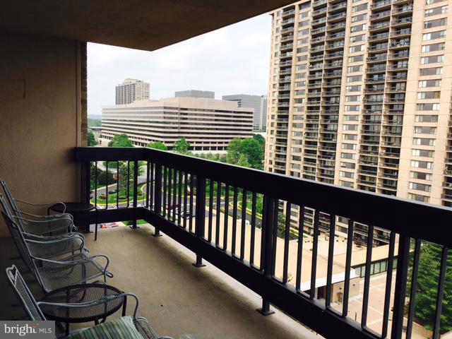 SKYLINE PLAZA - Residential Lease