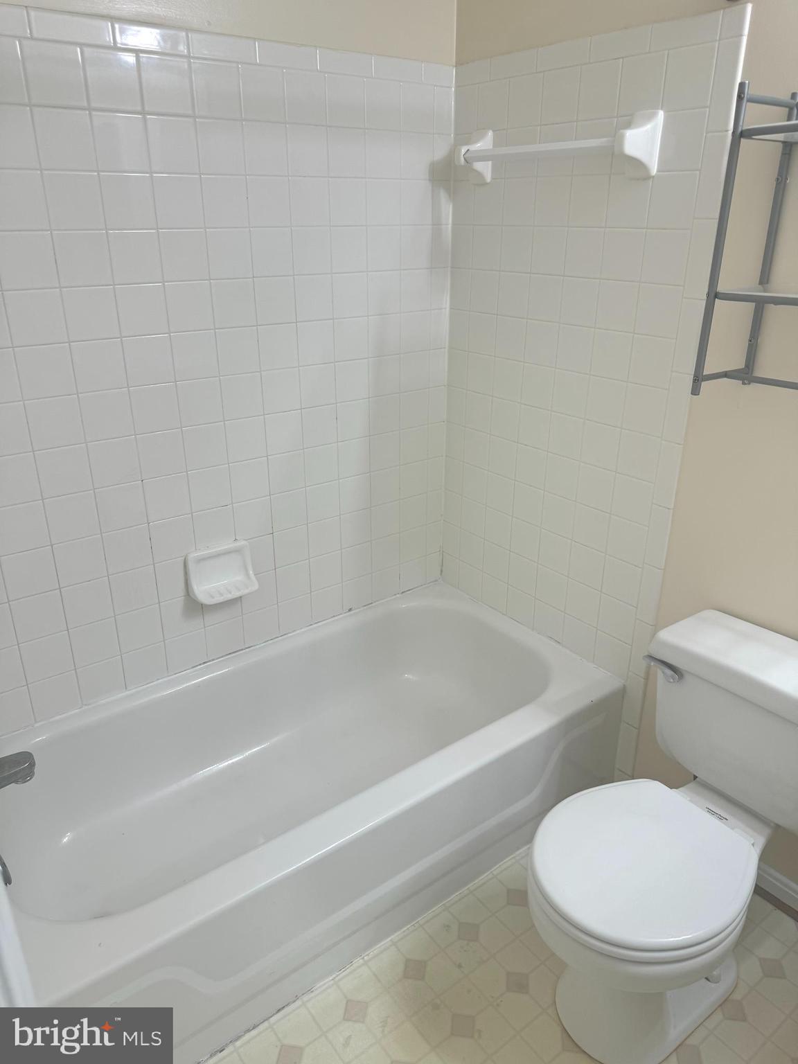 LONGMEAD - Residential