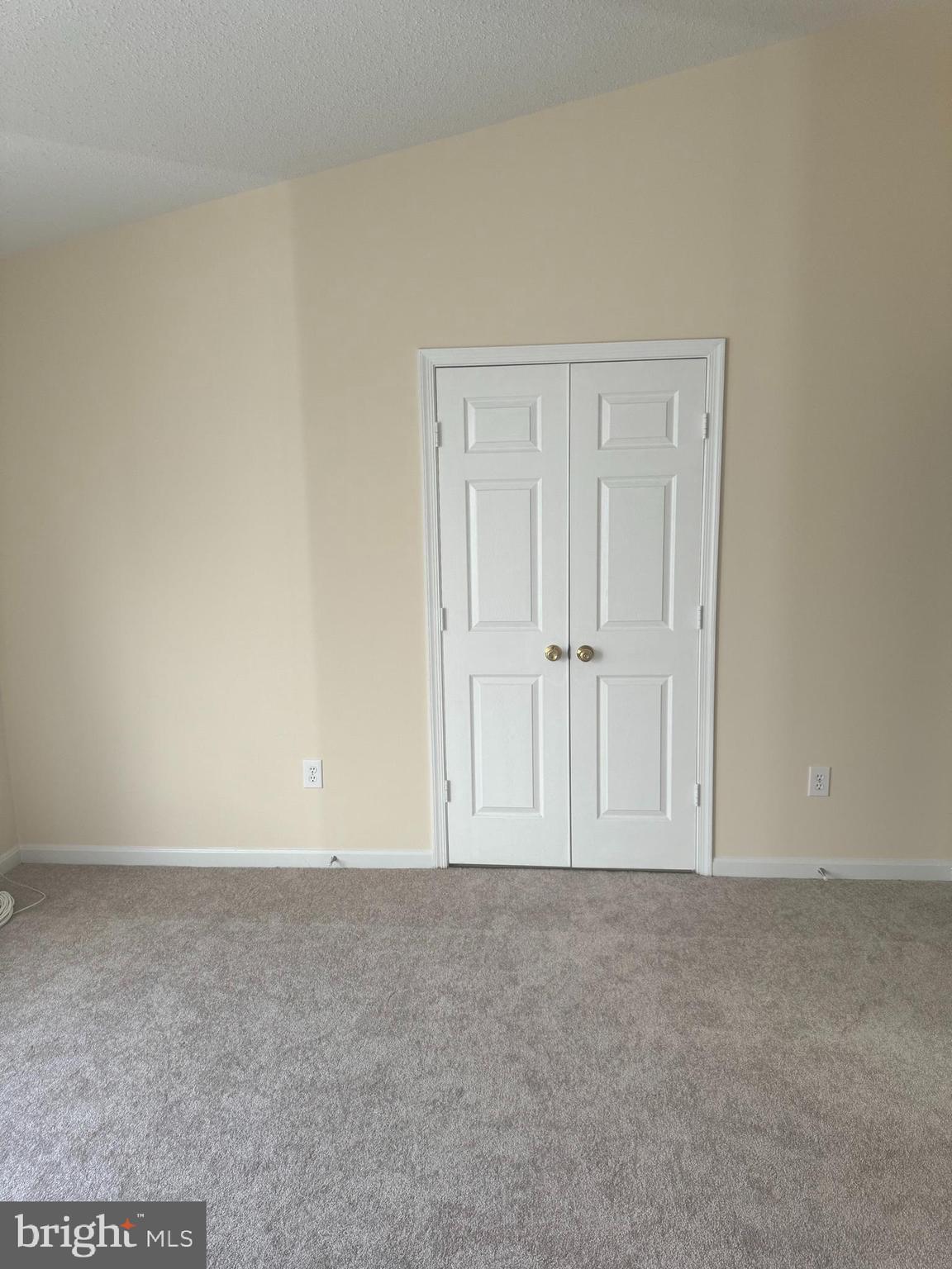 LONGMEAD - Residential