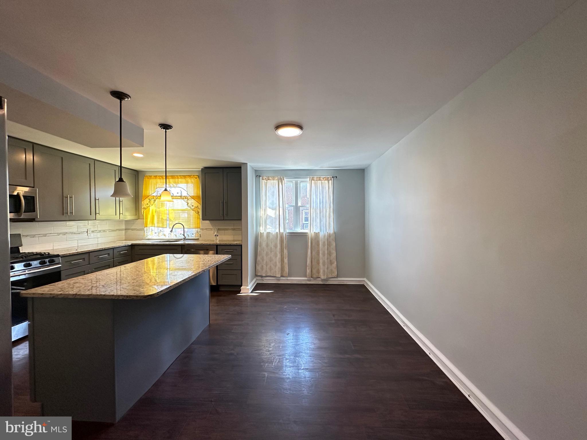 7273 BRADFORD STREET