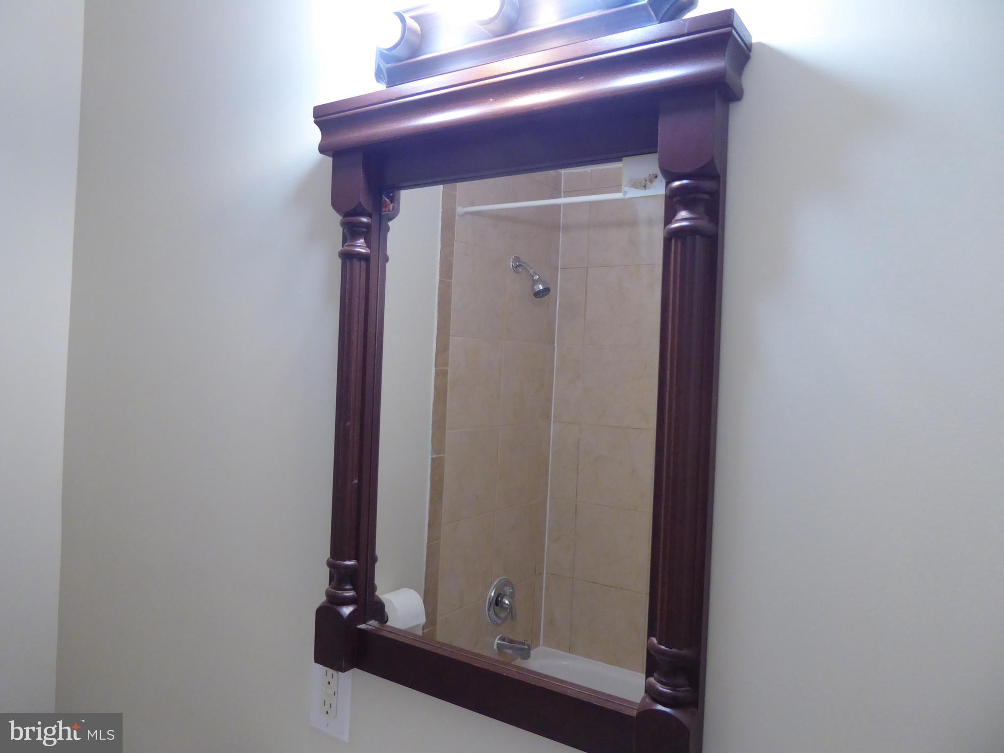 BELMONT - Residential Lease