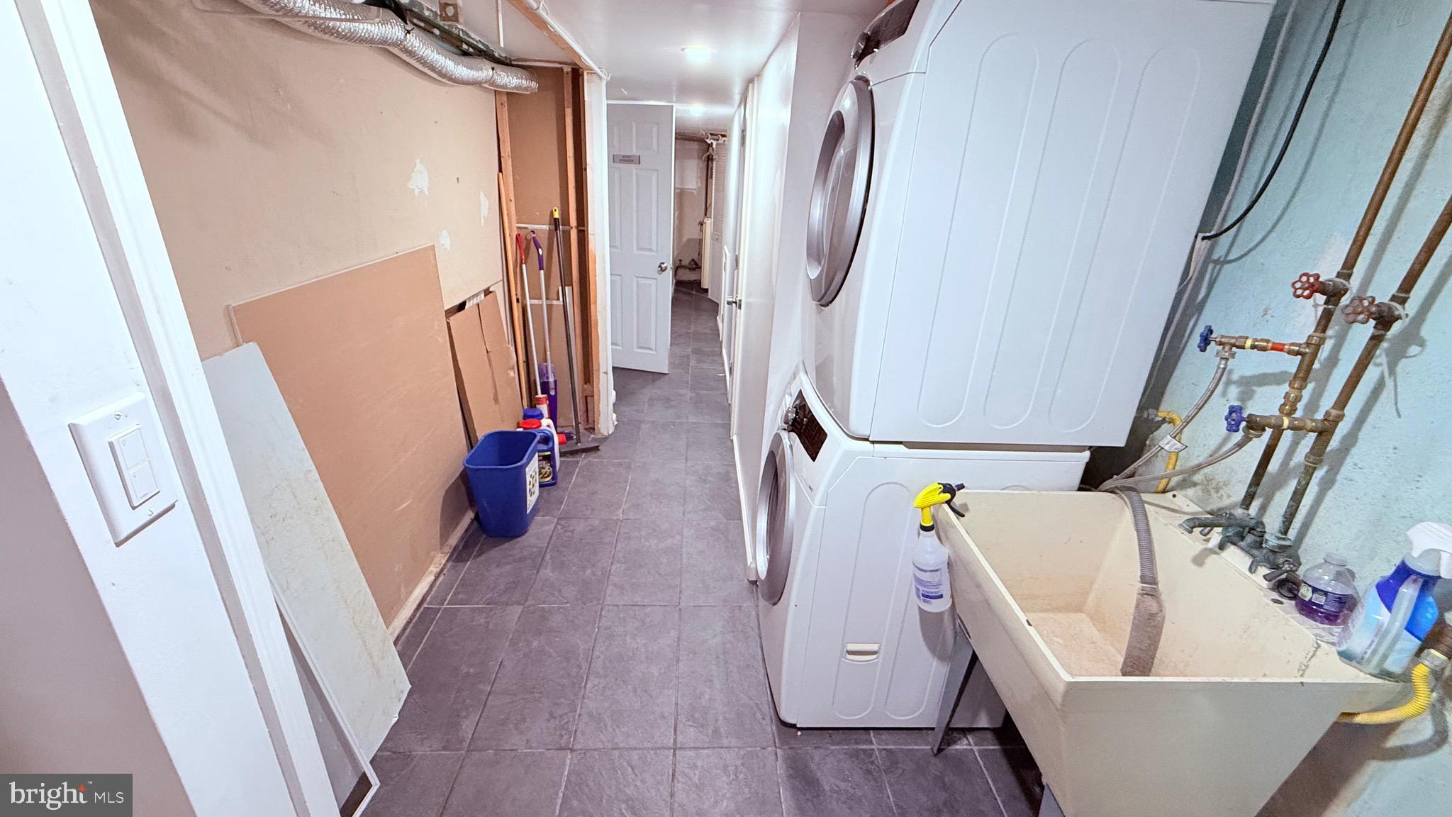 PHILADELPHIA (NORTHEAST) - Residential