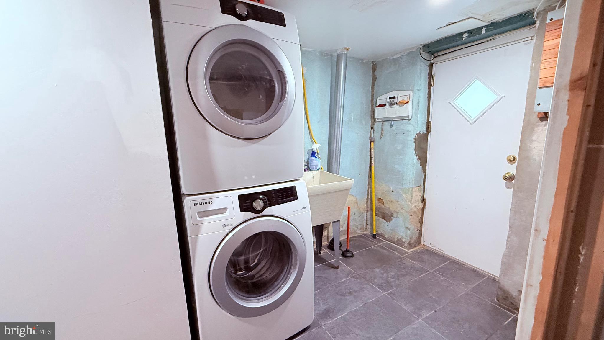 PHILADELPHIA (NORTHEAST) - Residential