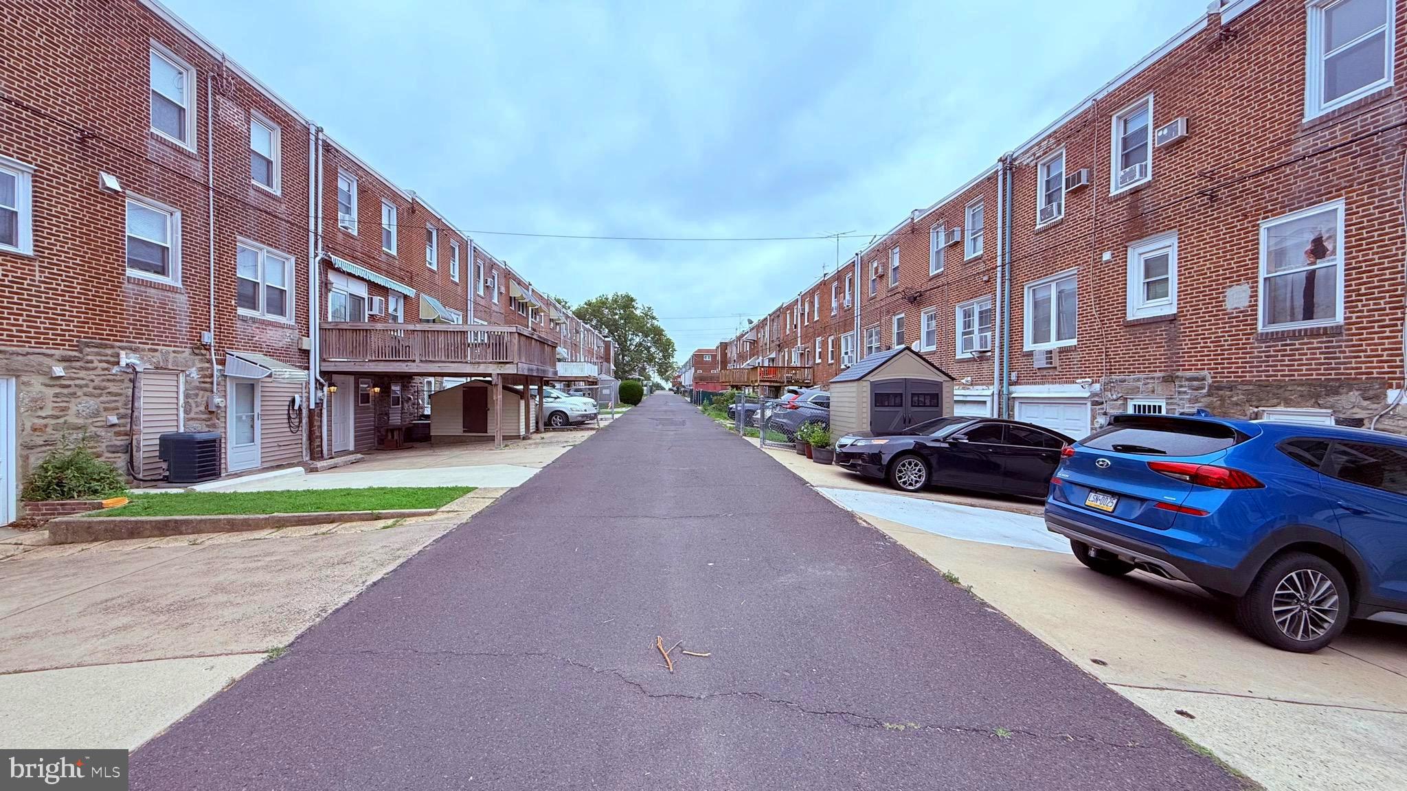 PHILADELPHIA (NORTHEAST) - Residential