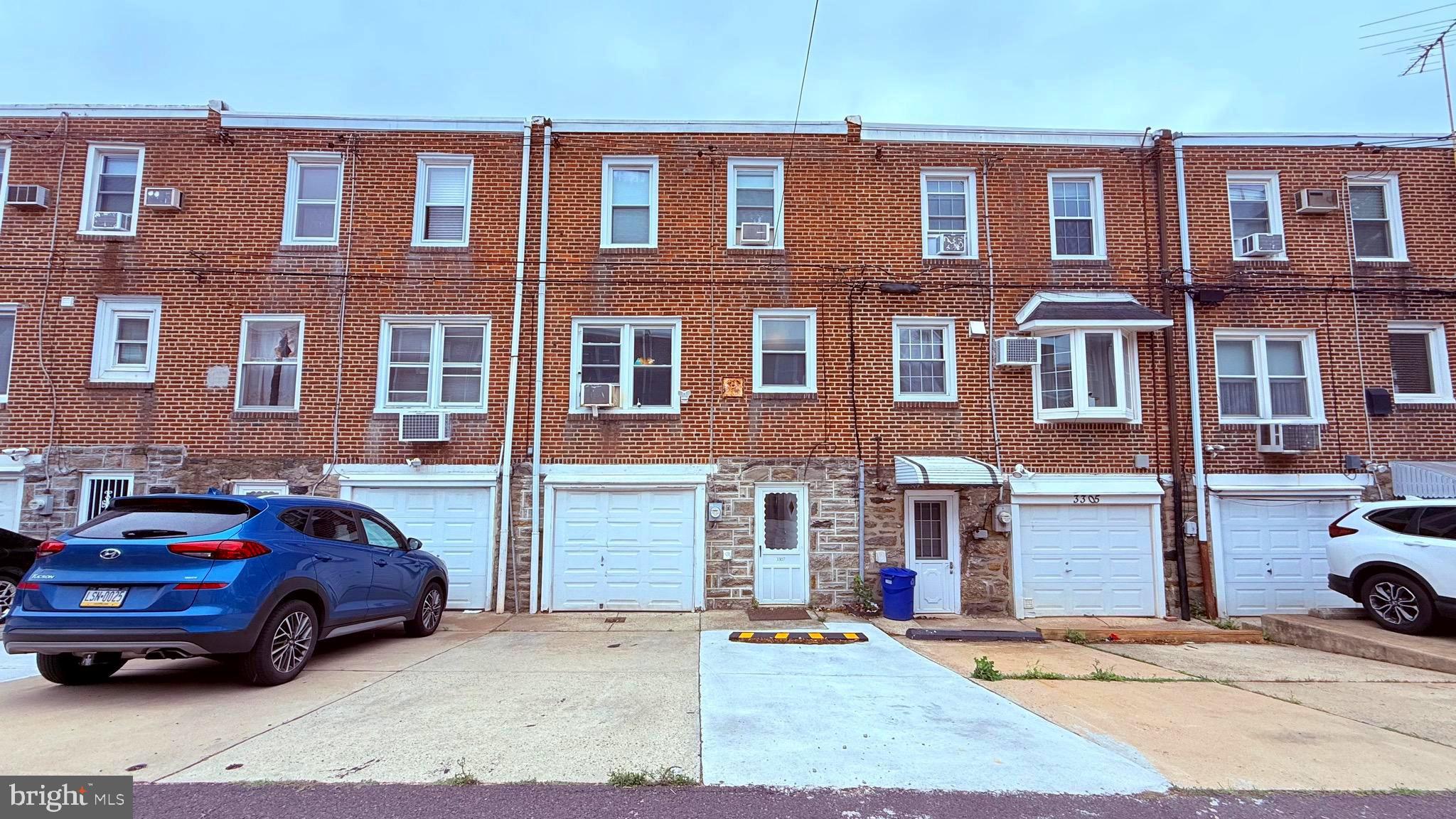 PHILADELPHIA (NORTHEAST) - Residential