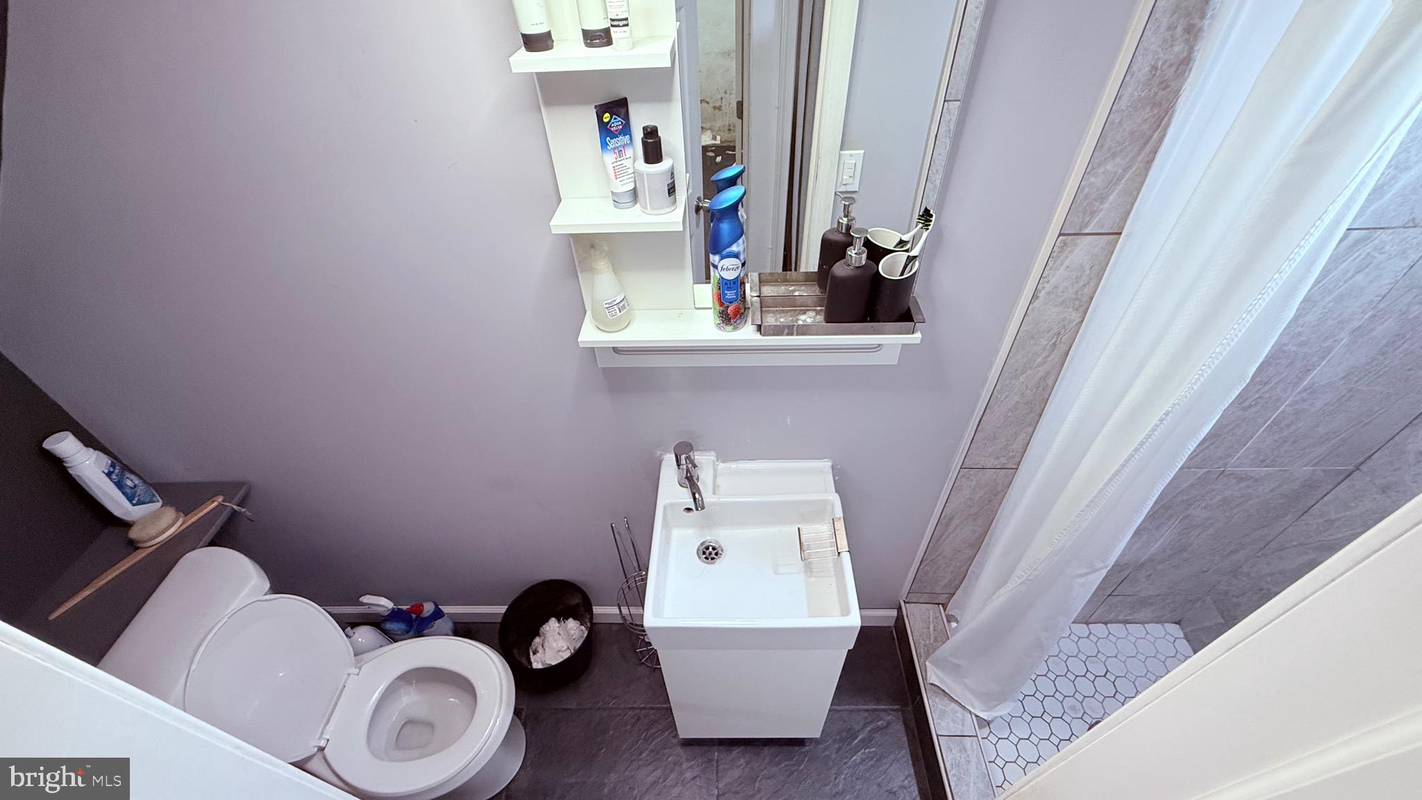 PHILADELPHIA (NORTHEAST) - Residential