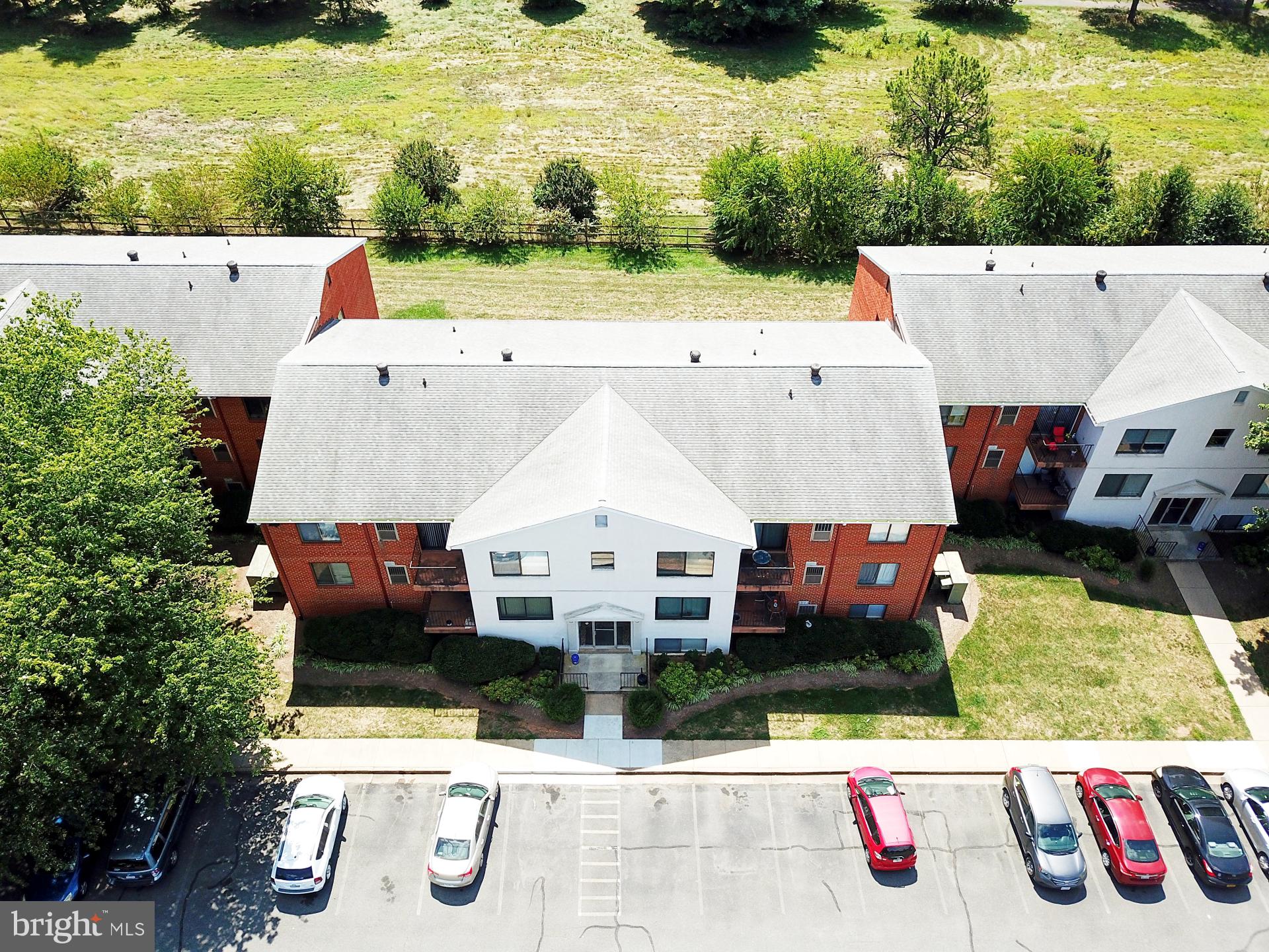 125 CLUBHOUSE DRIVE P SW 5