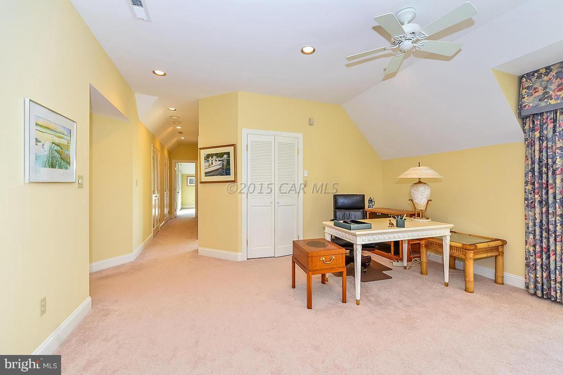 HERON HARBOUR - Residential