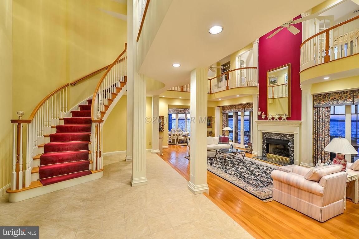 HERON HARBOUR - Residential