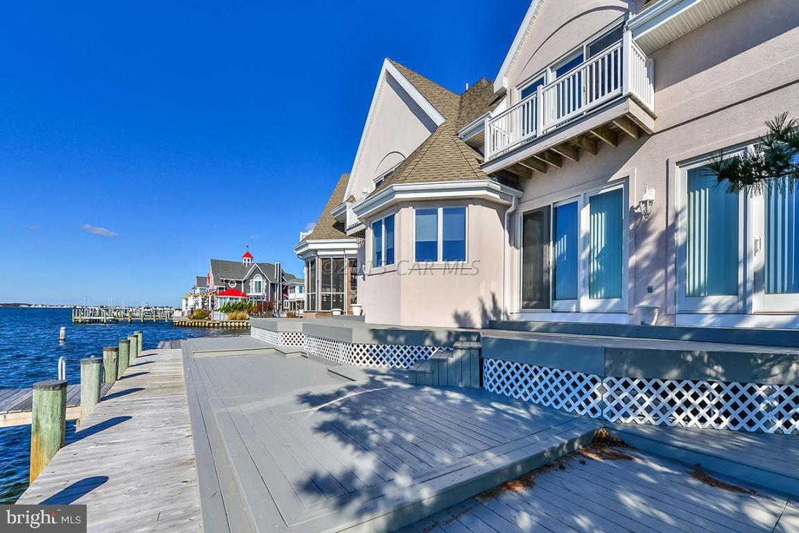 HERON HARBOUR - Residential