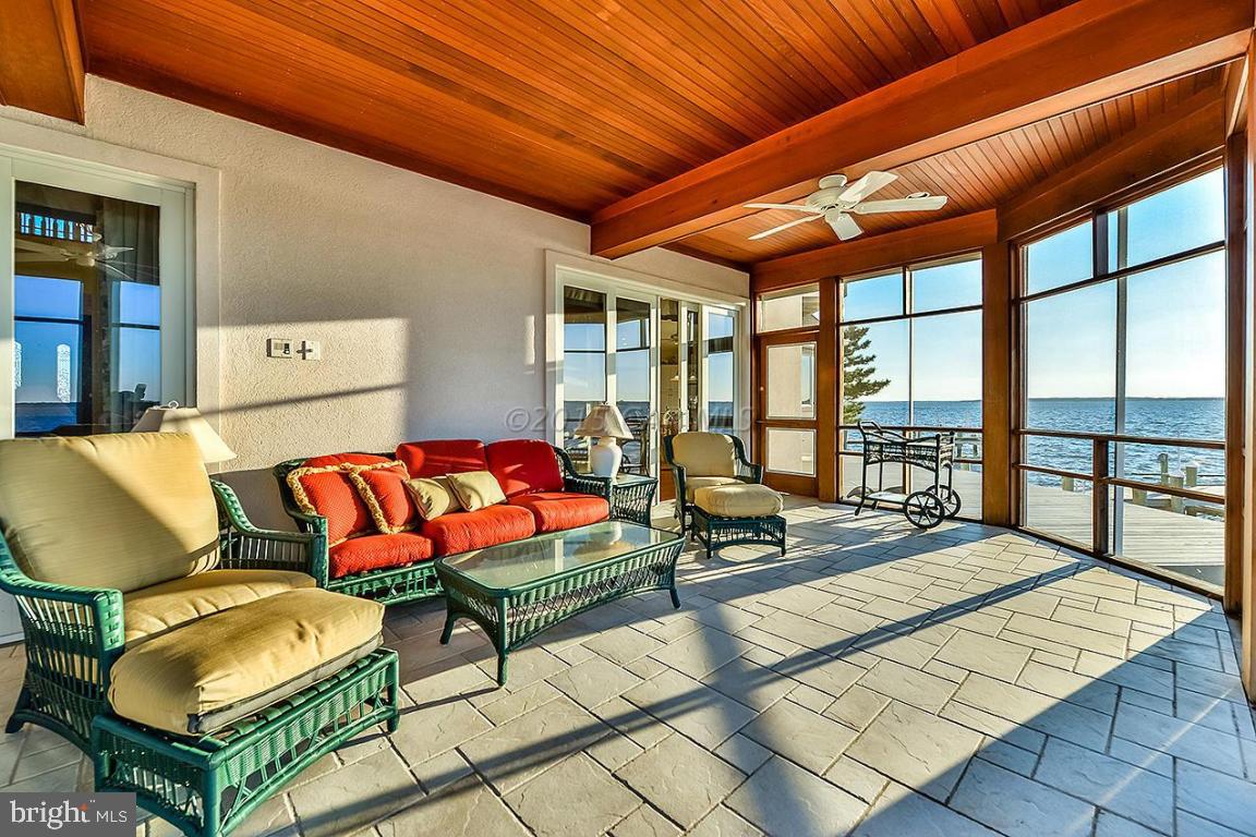 HERON HARBOUR - Residential