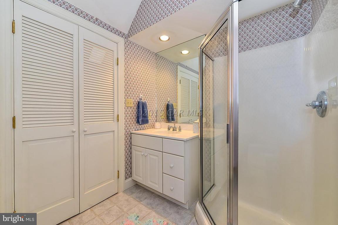 HERON HARBOUR - Residential