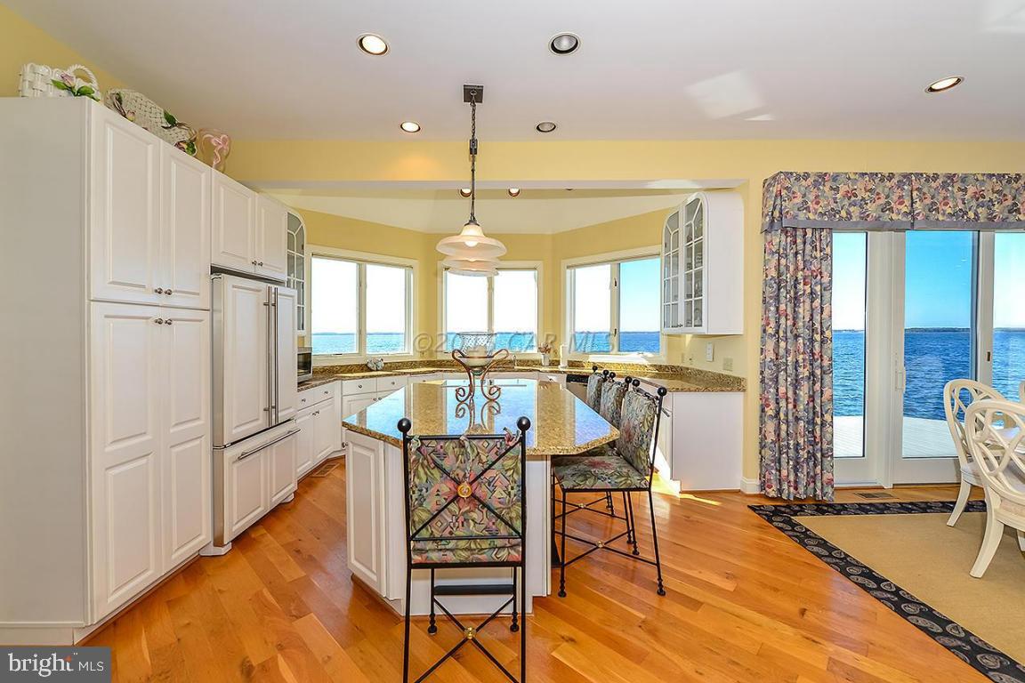 HERON HARBOUR - Residential