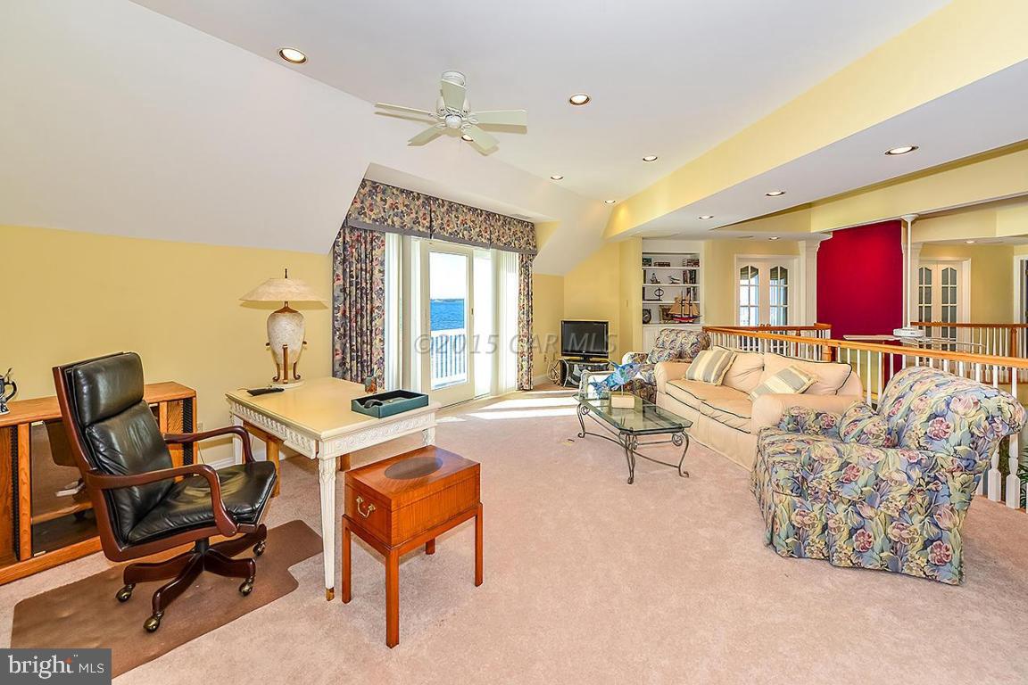 HERON HARBOUR - Residential