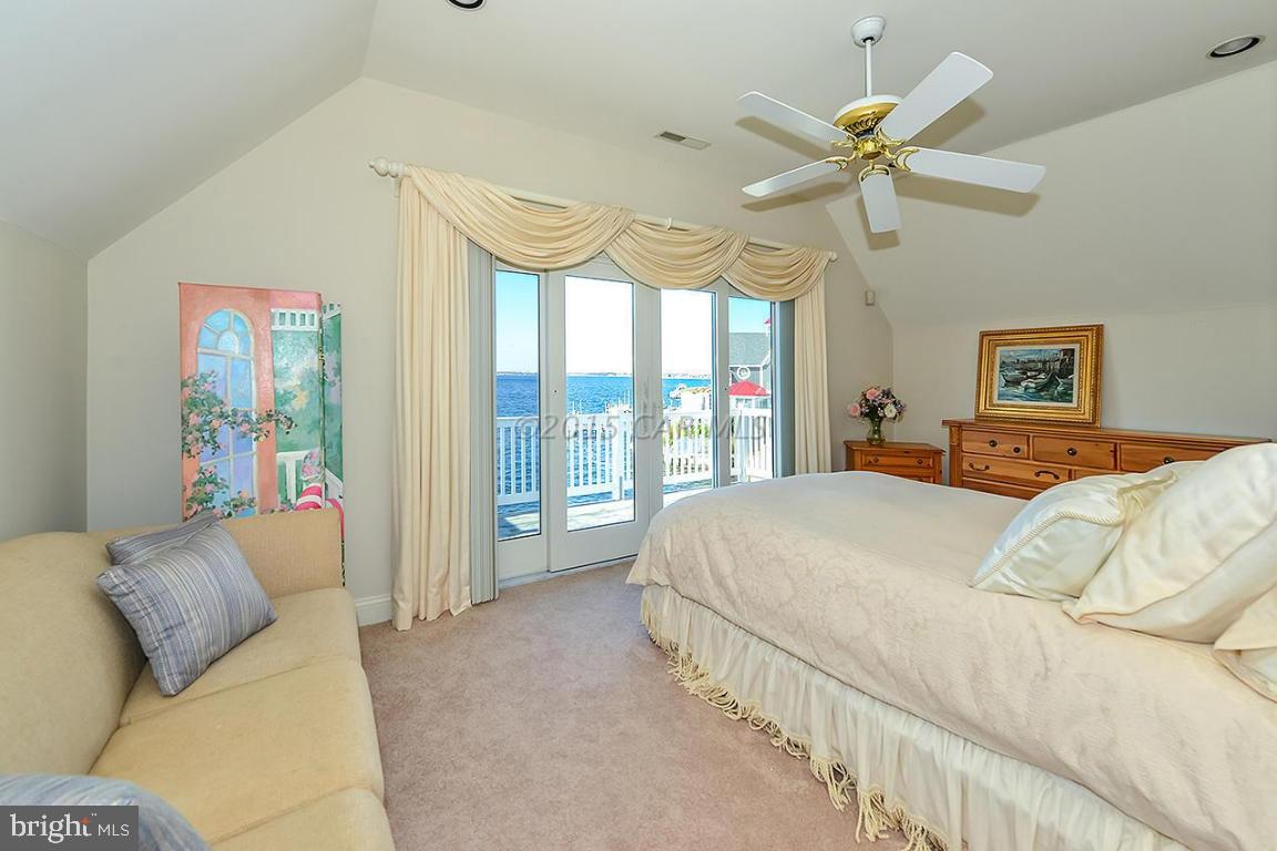 HERON HARBOUR - Residential