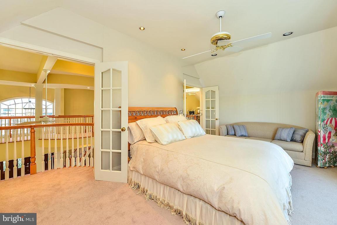 HERON HARBOUR - Residential