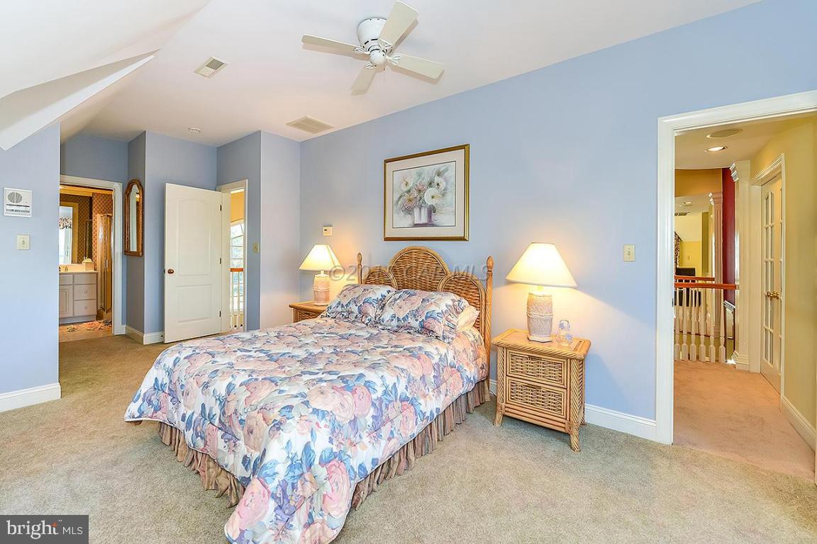 HERON HARBOUR - Residential