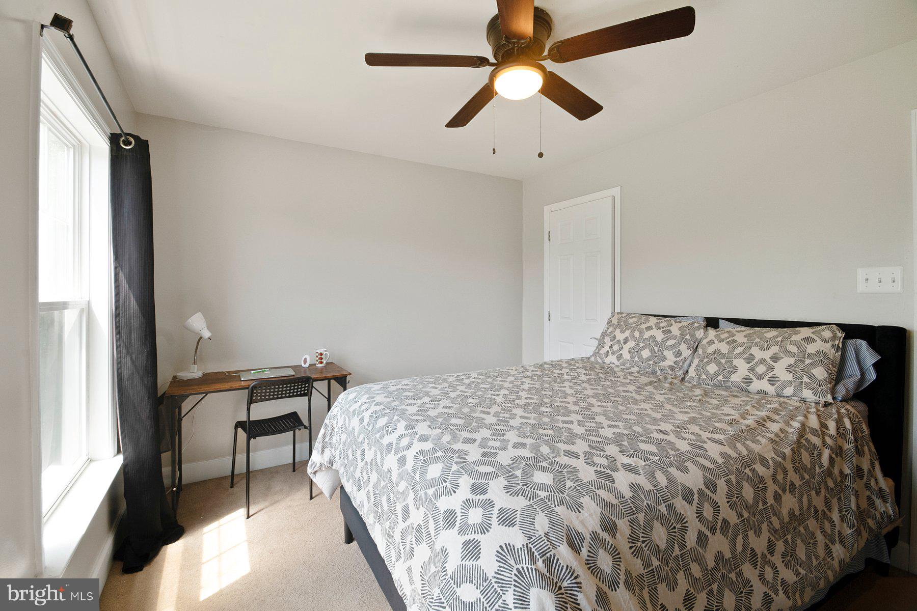 PARADISE VILLAGE - Residential