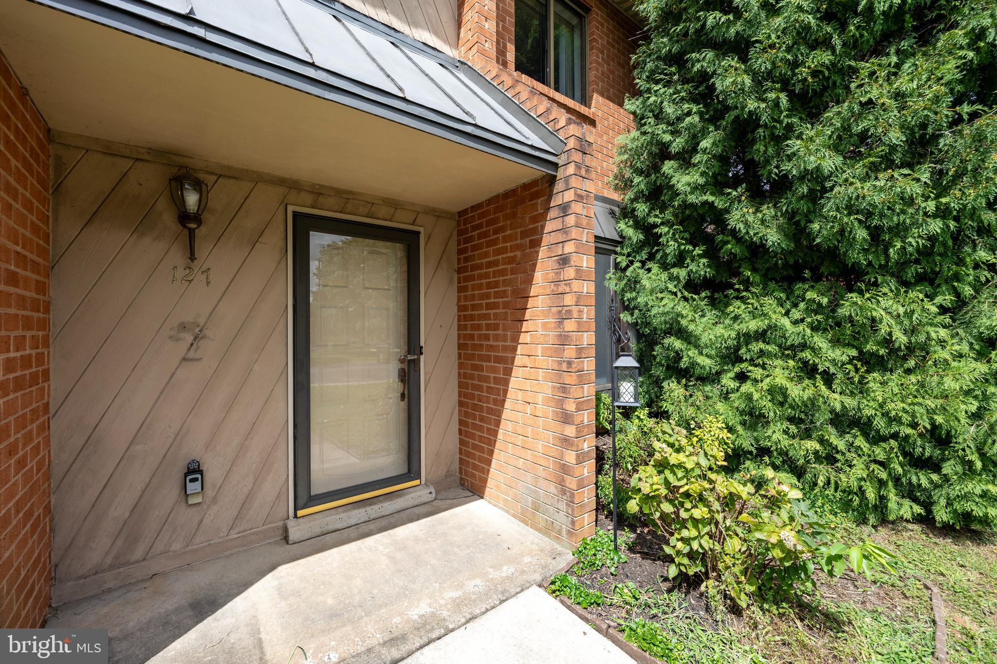 RHONDDA - Residential