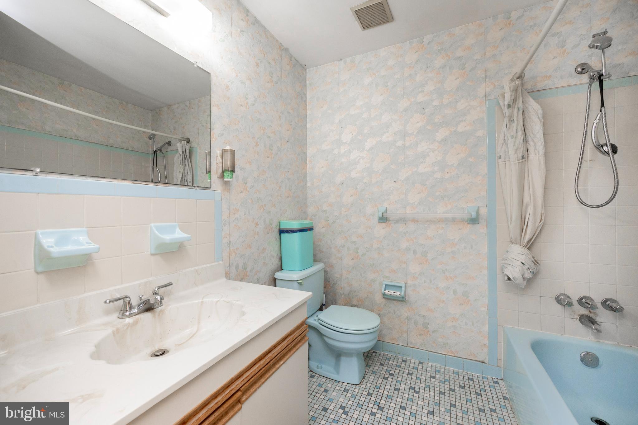 RHONDDA - Residential