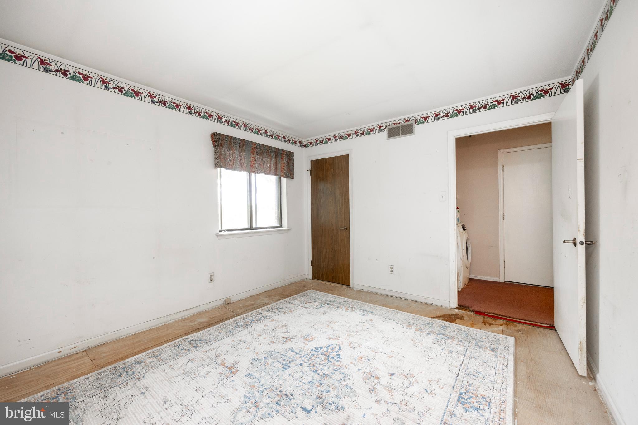 RHONDDA - Residential