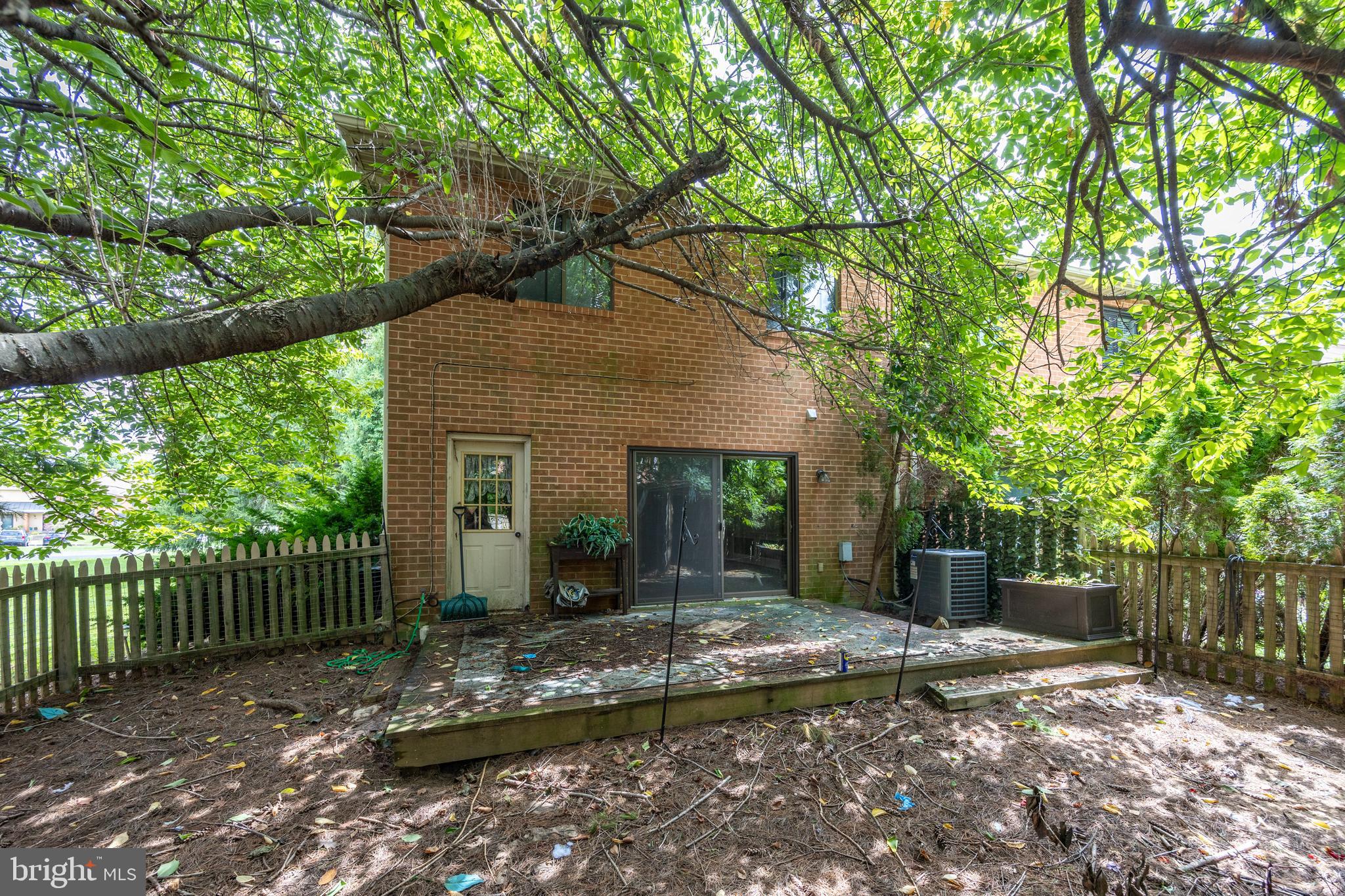 RHONDDA - Residential