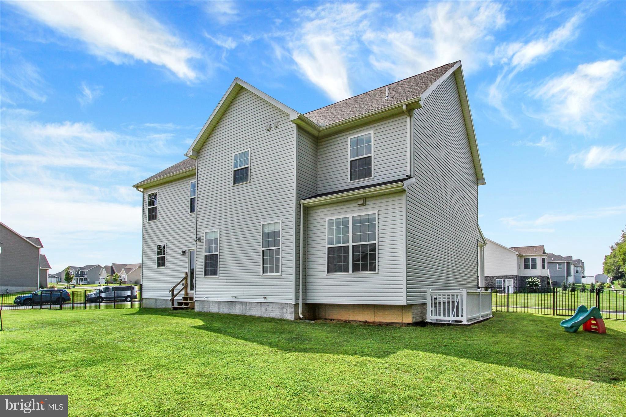 STONEWICKE - Residential